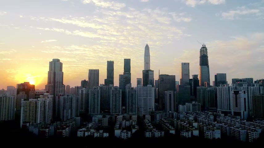 夕阳下的深圳福田区中心城航拍