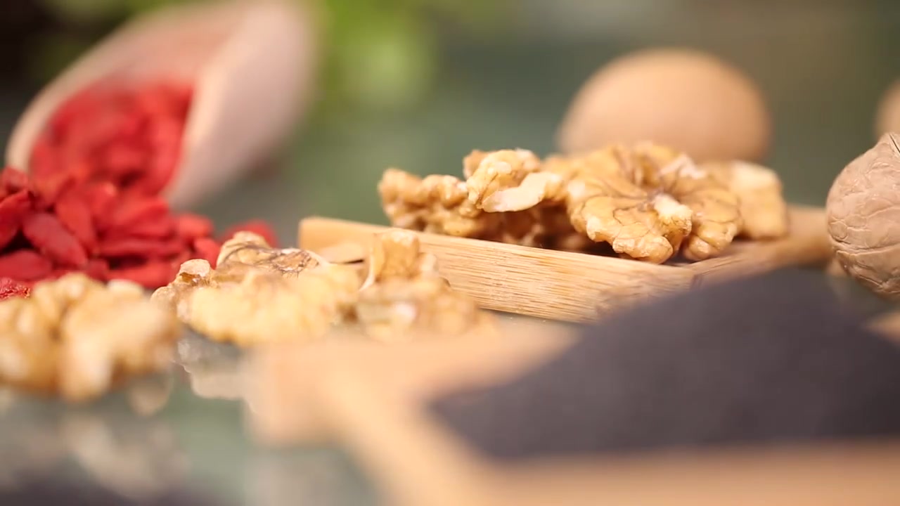 中医 乌发健康黑芝麻核桃枸杞干果特产下载