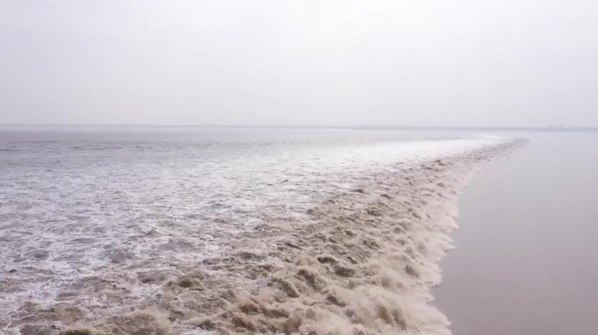 钱江潮杭州钱塘江大潮钱塘江潮水