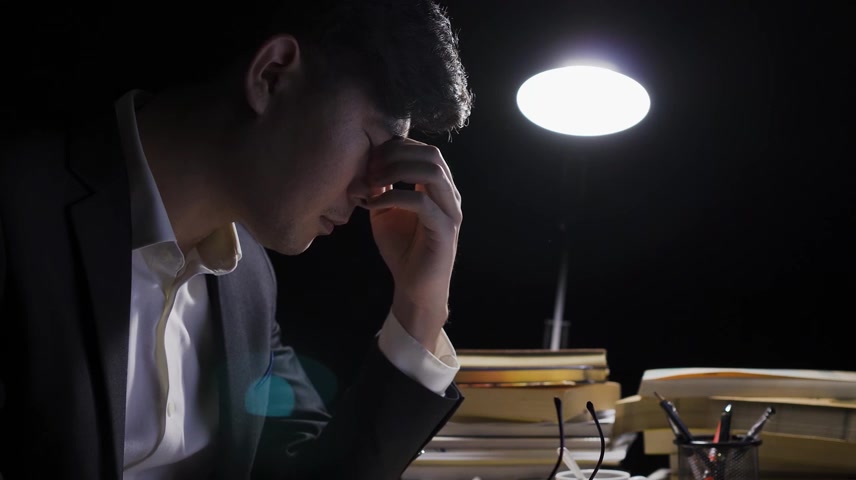 劳累辛苦加班熬夜